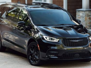 Chrysler Pacifica 9